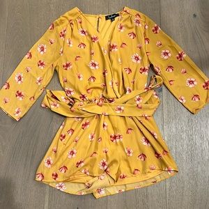 Floral v neck romper